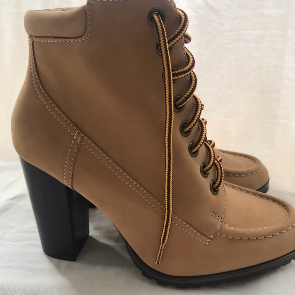 New Colin Stuart Hiking Boot Style Booties Sz 8 - Picture 3 of 8